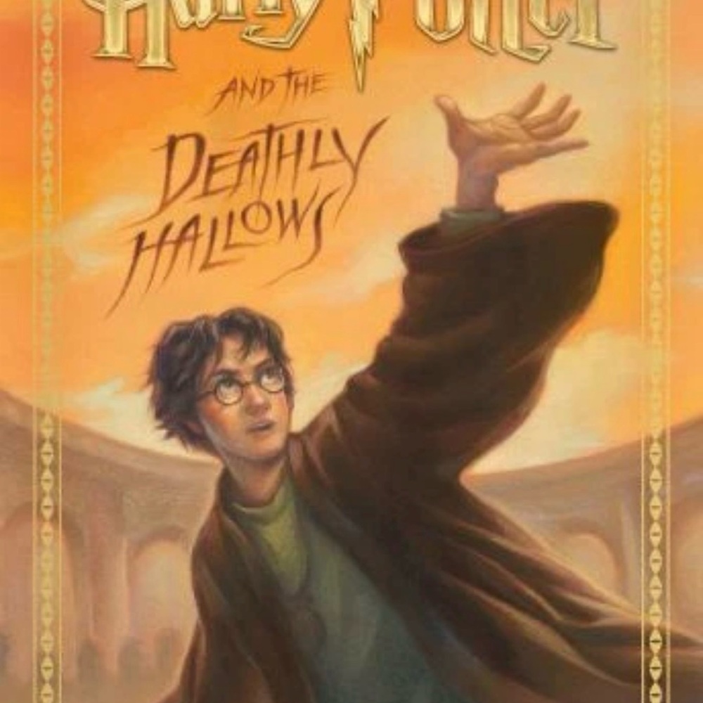 Harry Potter and the Deathly Hallows Book Cover